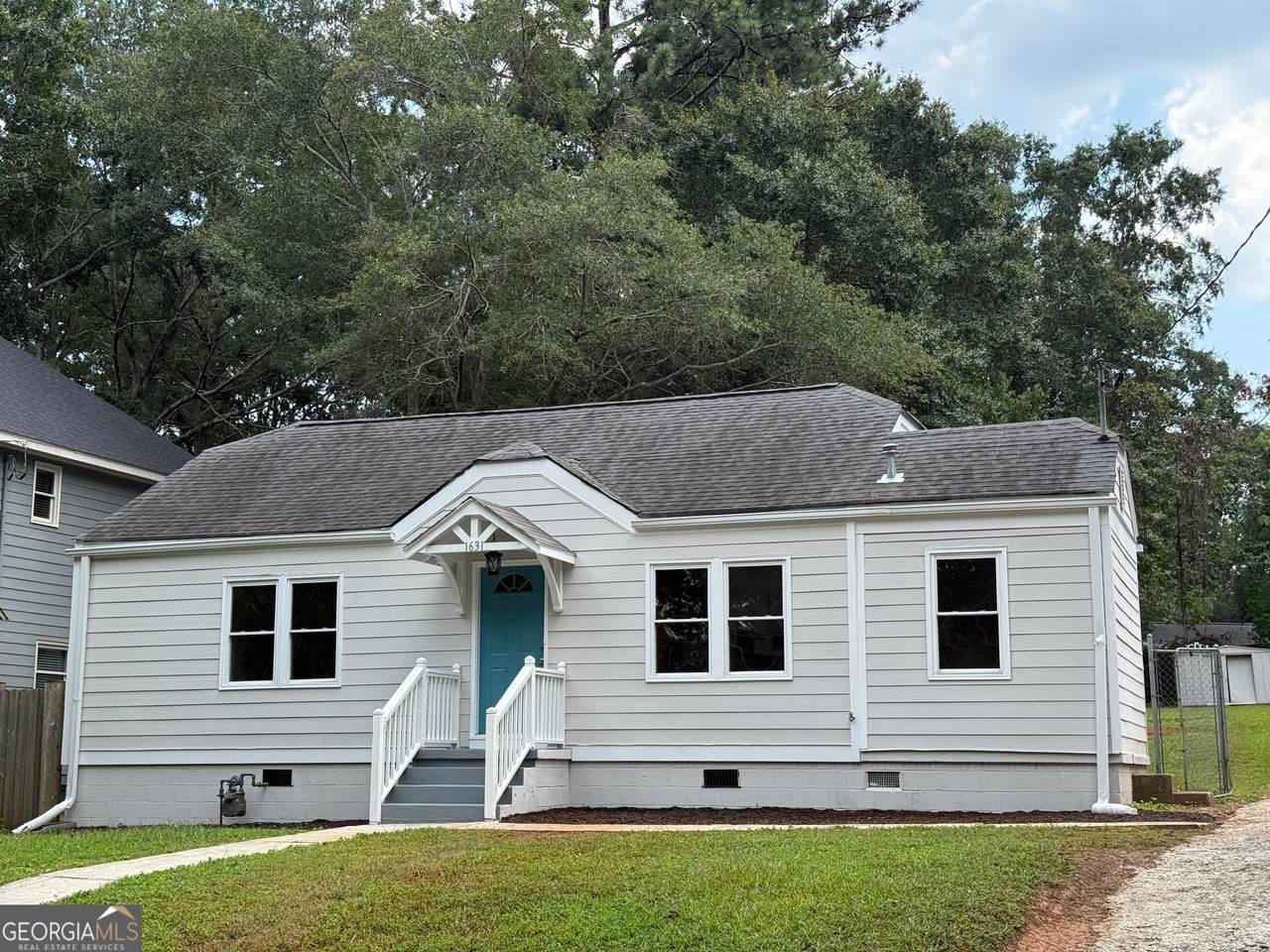 1631 Braeburn Drive - Photo 1