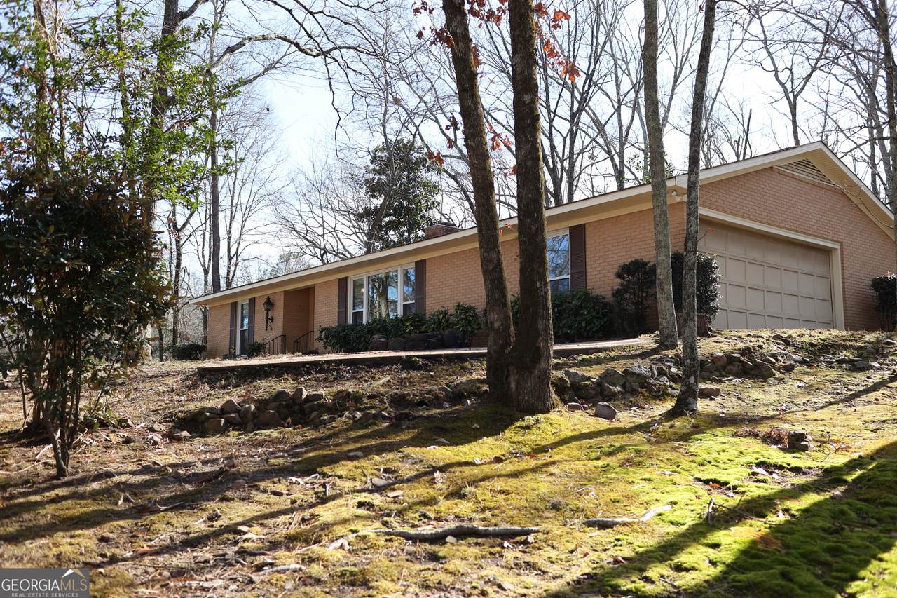 907 Mayes Way - Photo 1