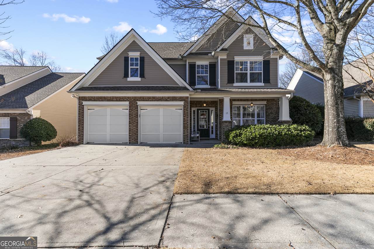 2472 Walnut Tree Lane - Photo 1