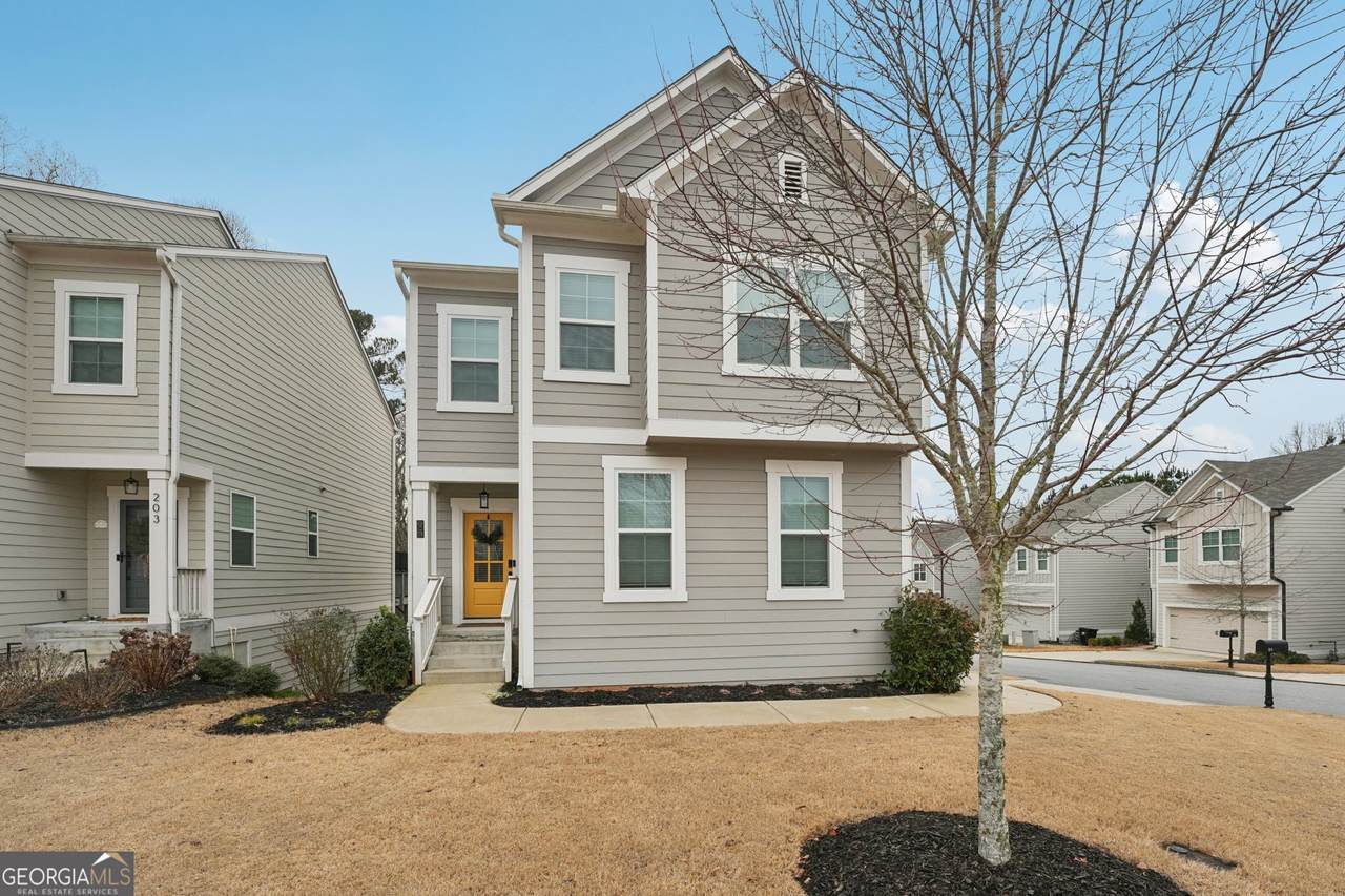 95 Denver Avenue - Photo 1