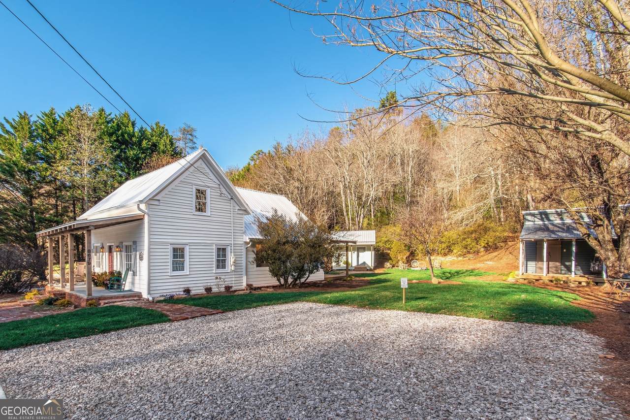 8679 Lakewood Highway - Photo 1