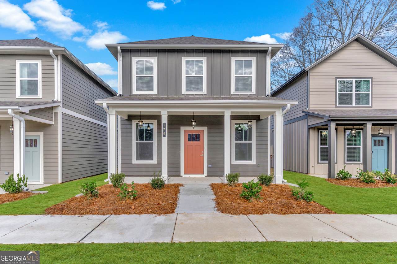170 Bartow Street - Photo 1