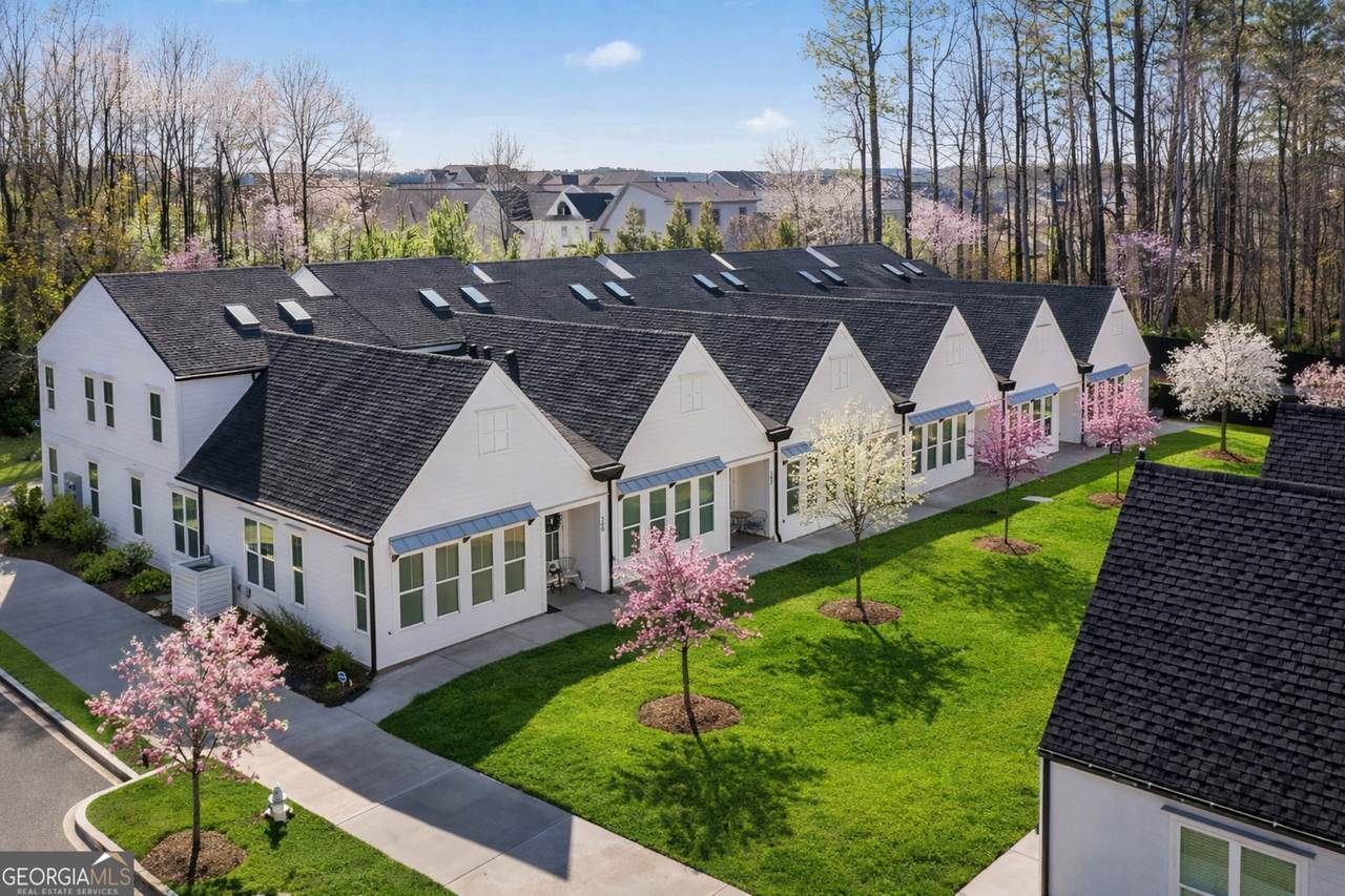 308 Chardonnay Way - Photo 1