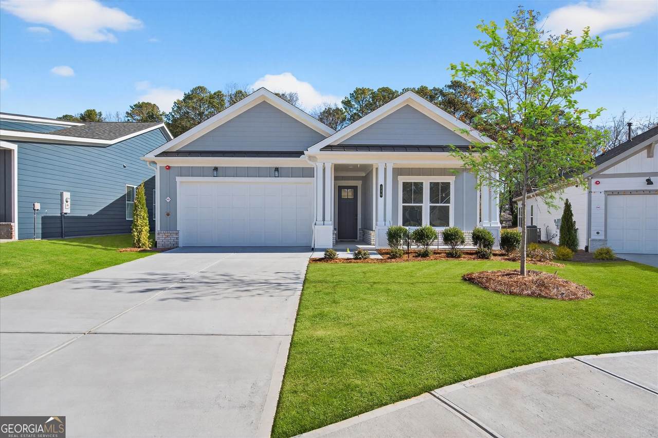 220 Vinca Circle - Photo 1