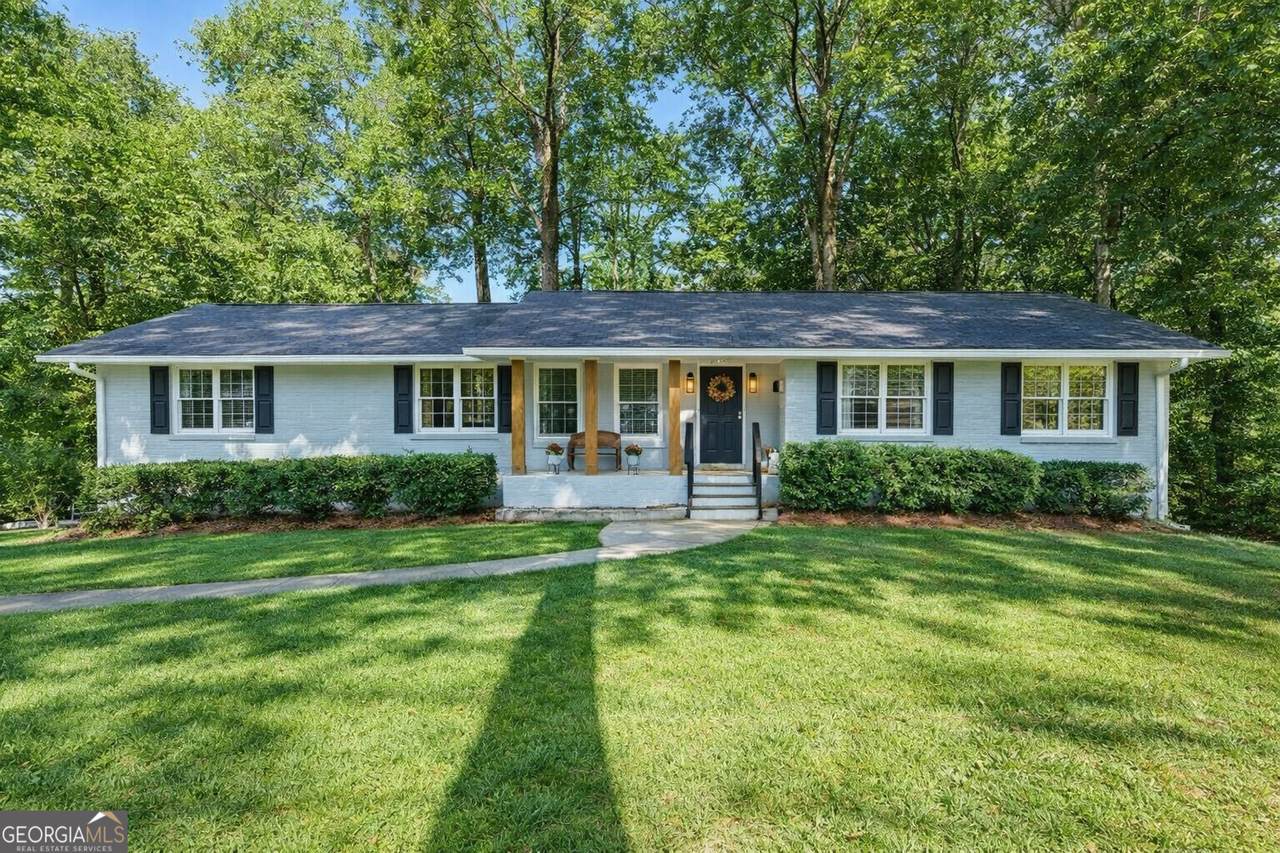 7 Thrushwood Road - Photo 1