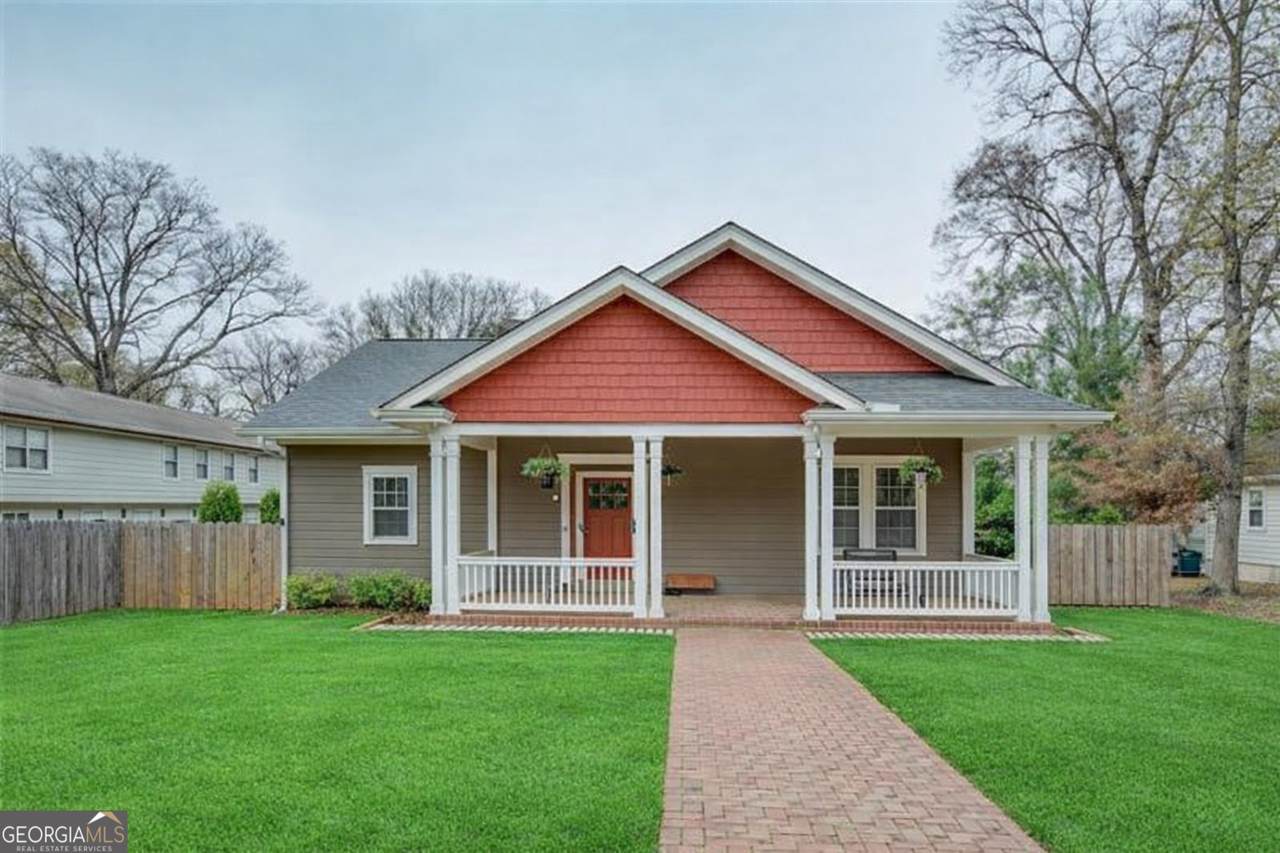 1698 Temple Avenue - Photo 1