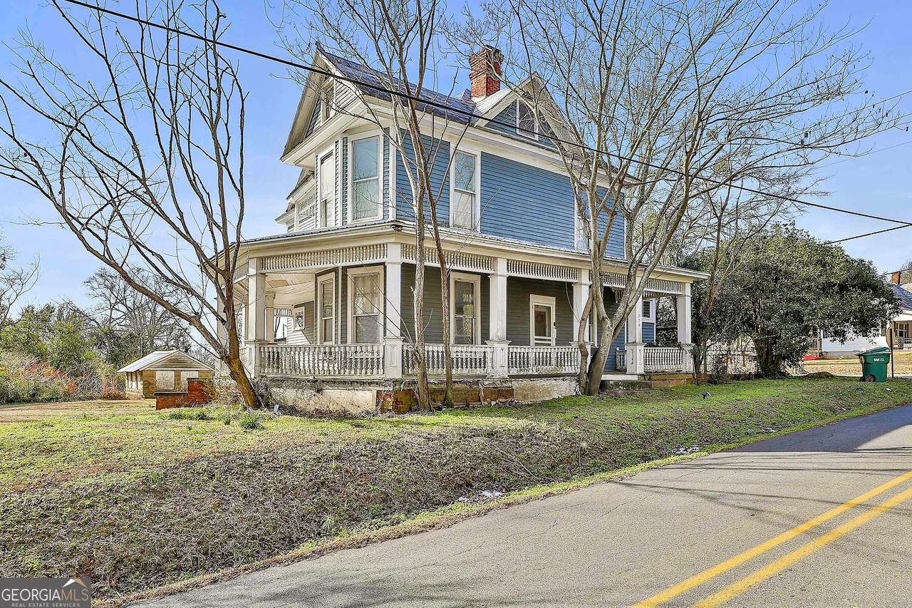 256 Heard Street - Photo 1