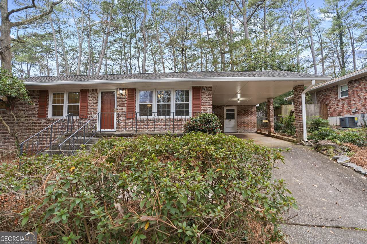 2630 Warwick Circle - Photo 1