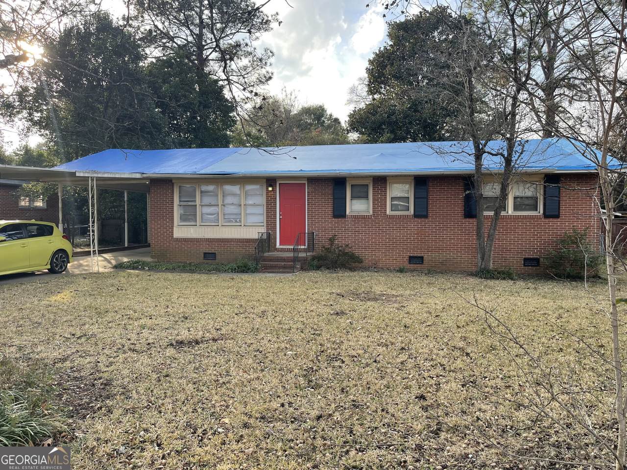 205 Lois Drive - Photo 1