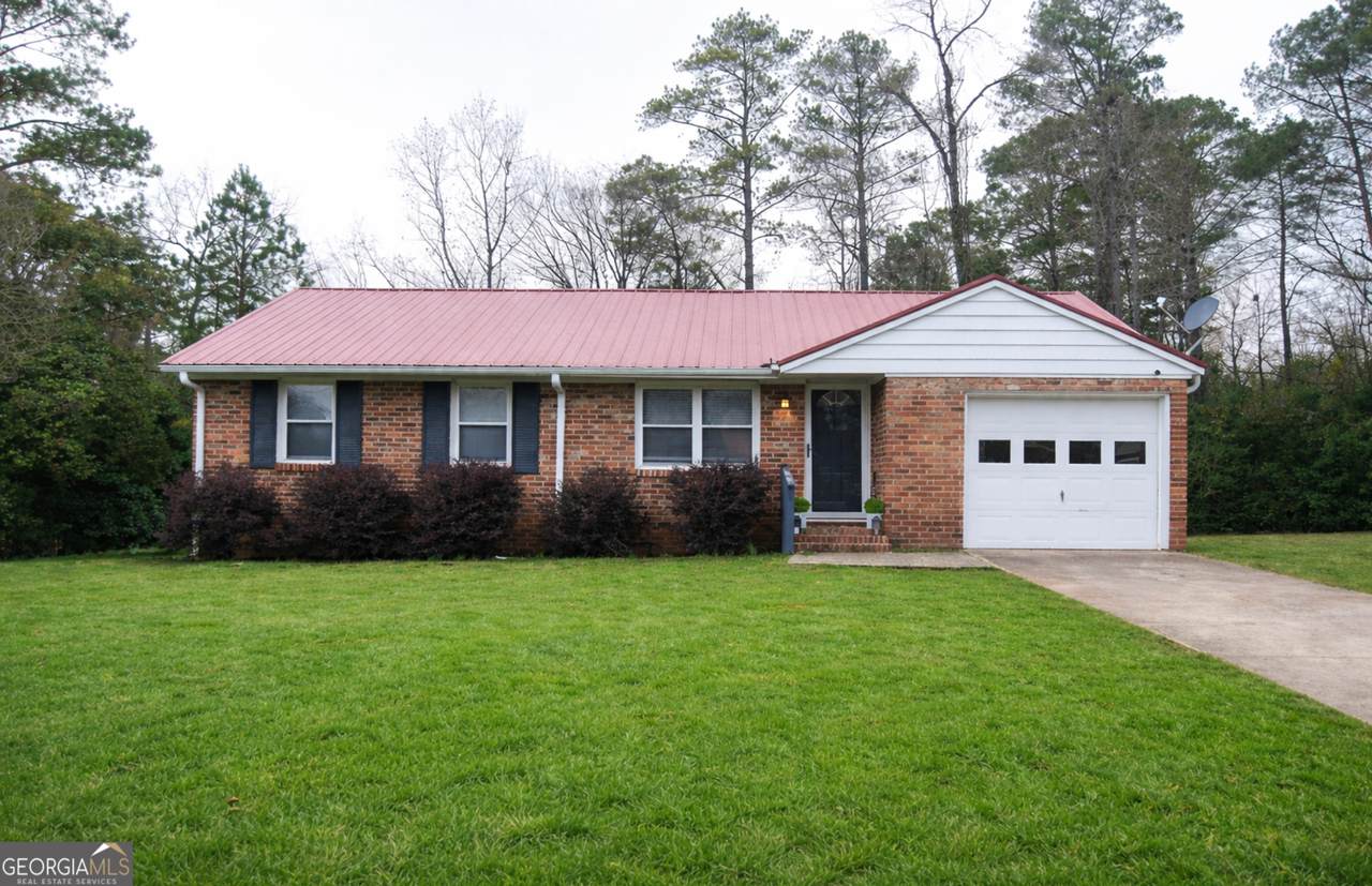 1508 Cloverdale Road - Photo 1