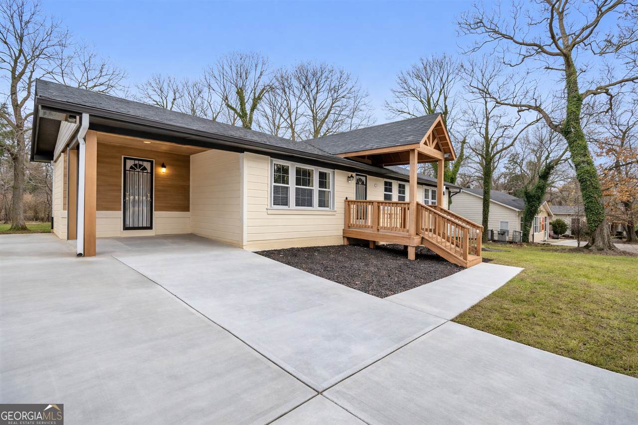 2000 Fairburn Road - Photo 1