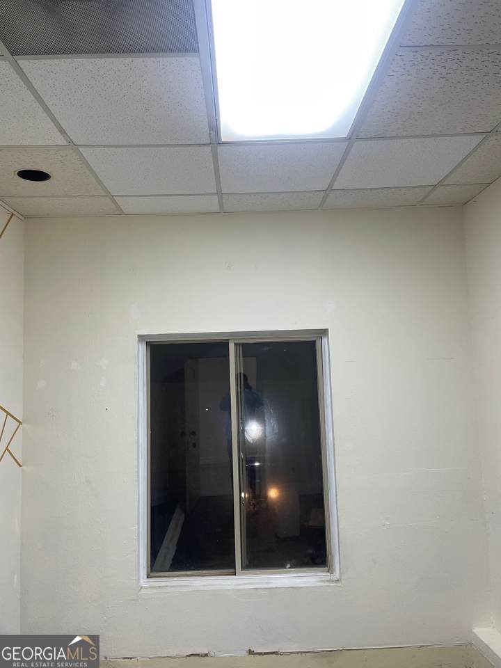 804 Commerce Boulevard - Photo 1