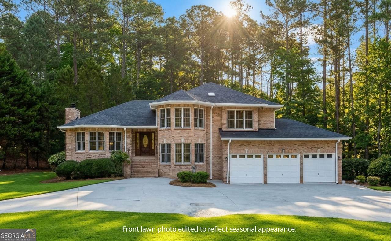 5302 Greenway Drive - Photo 1