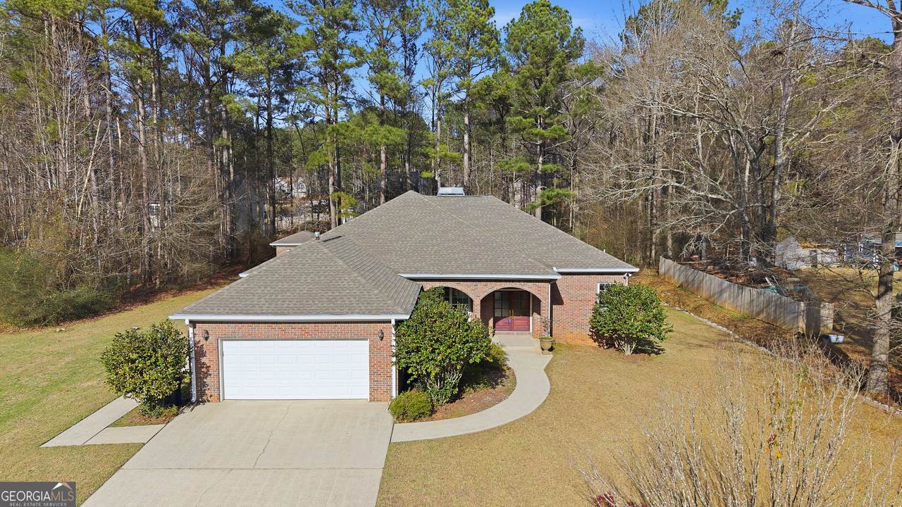 196 Lakeridge Drive - Photo 1