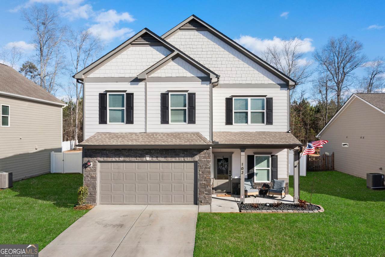 102 Royal Oak Drive - Photo 1