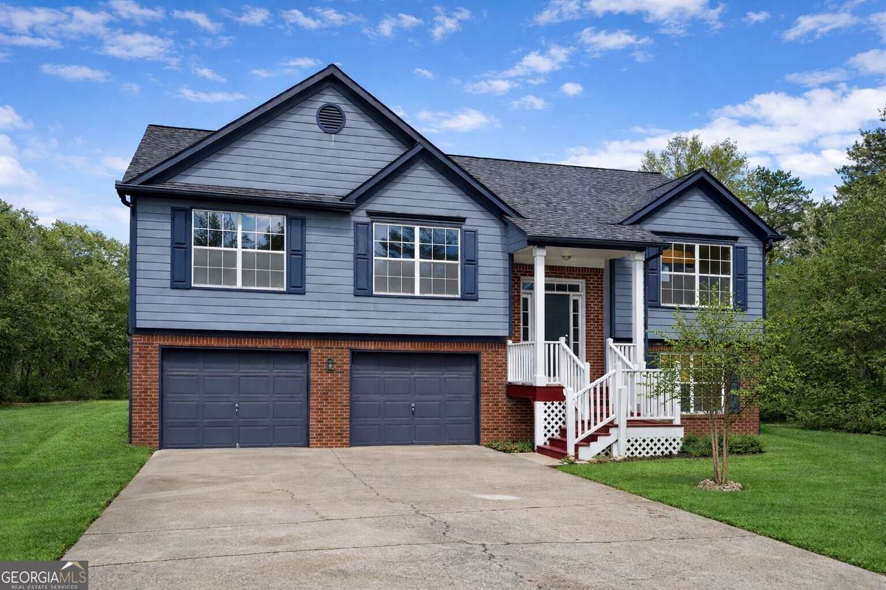 3989 Courtlin Cove - Photo 1