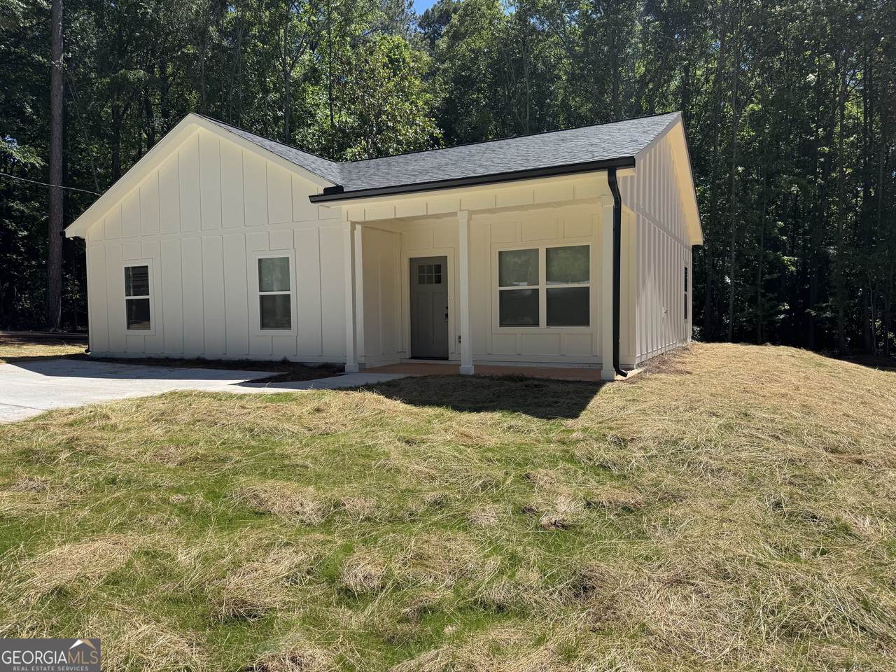 825 Mercer Drive - Photo 1