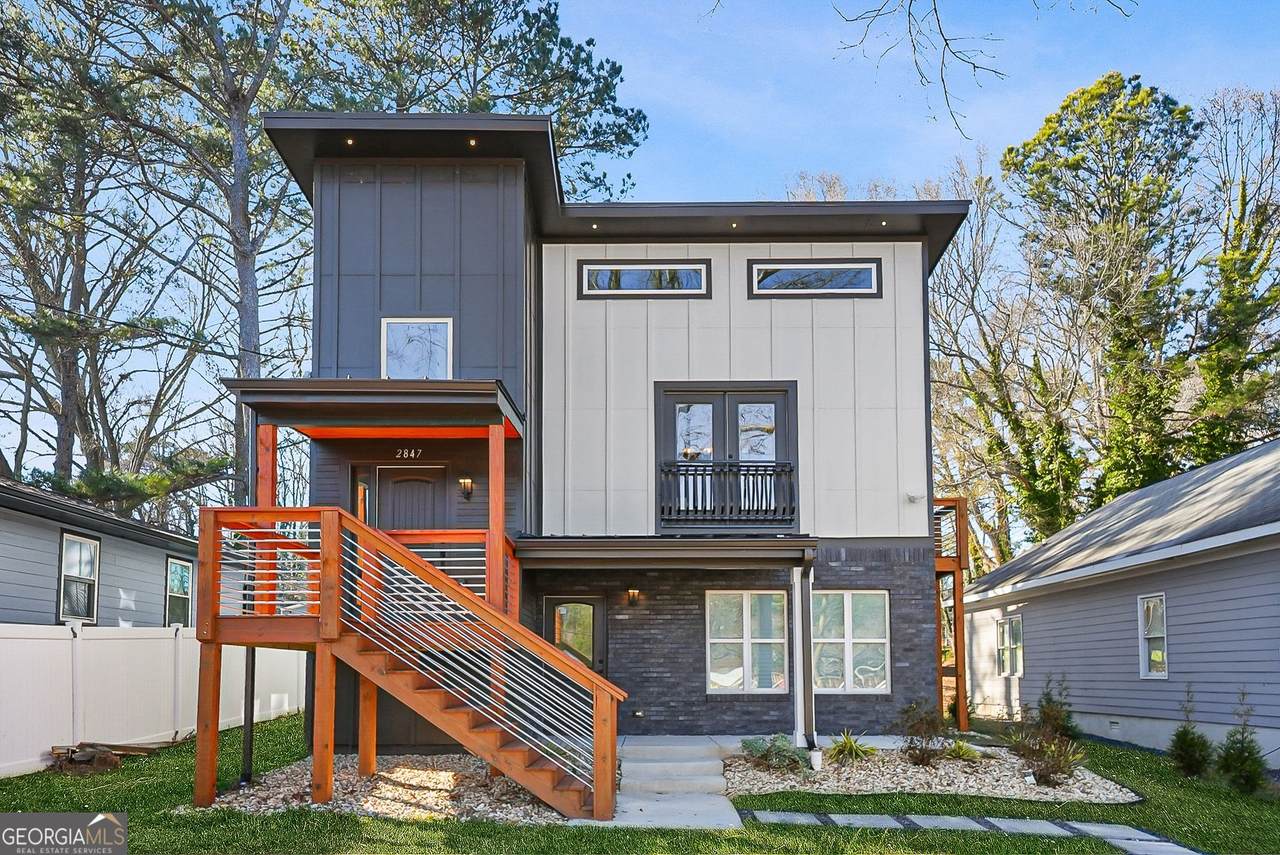 2847 Forrest Hills Drive - Photo 1
