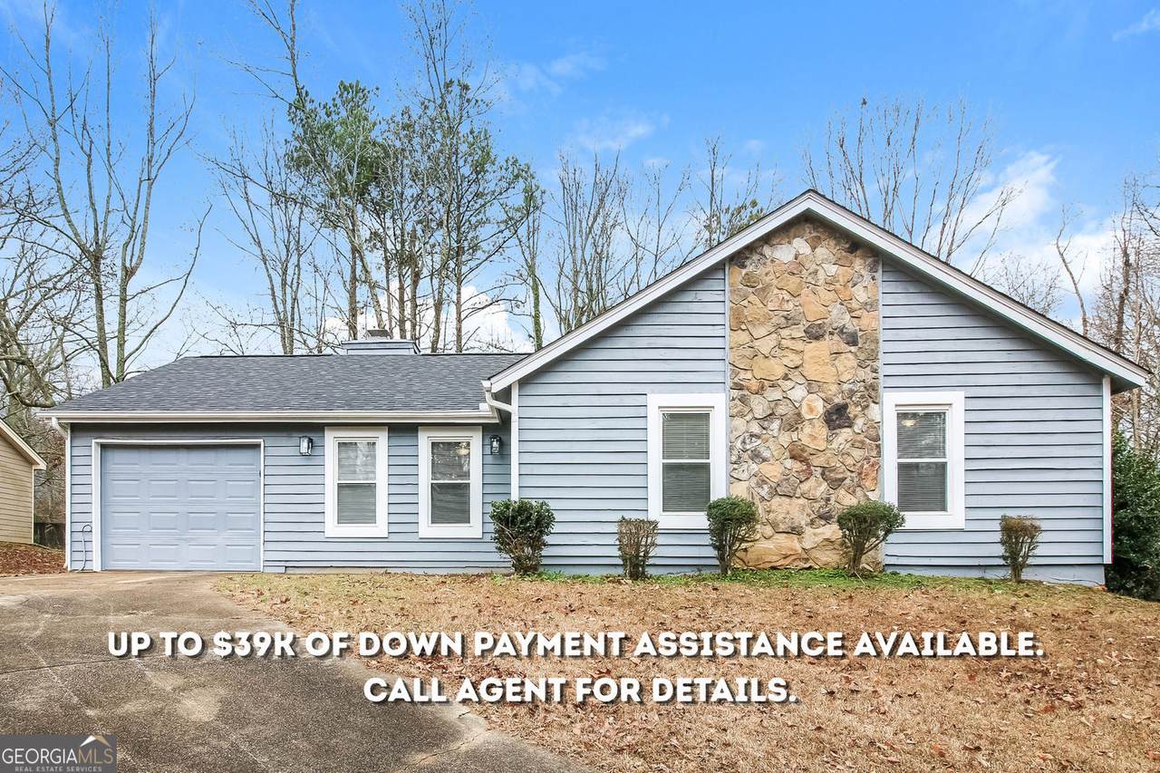 1050 Chapman Circle - Photo 1