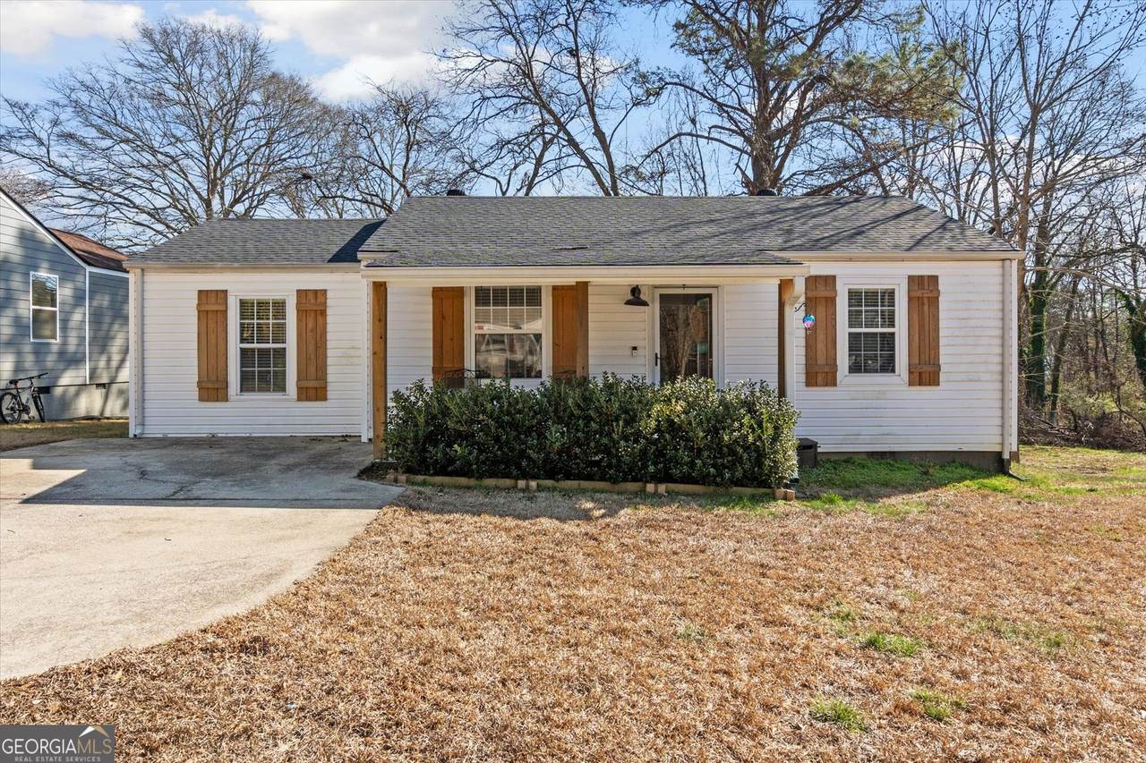 120 Adamson Drive - Photo 1