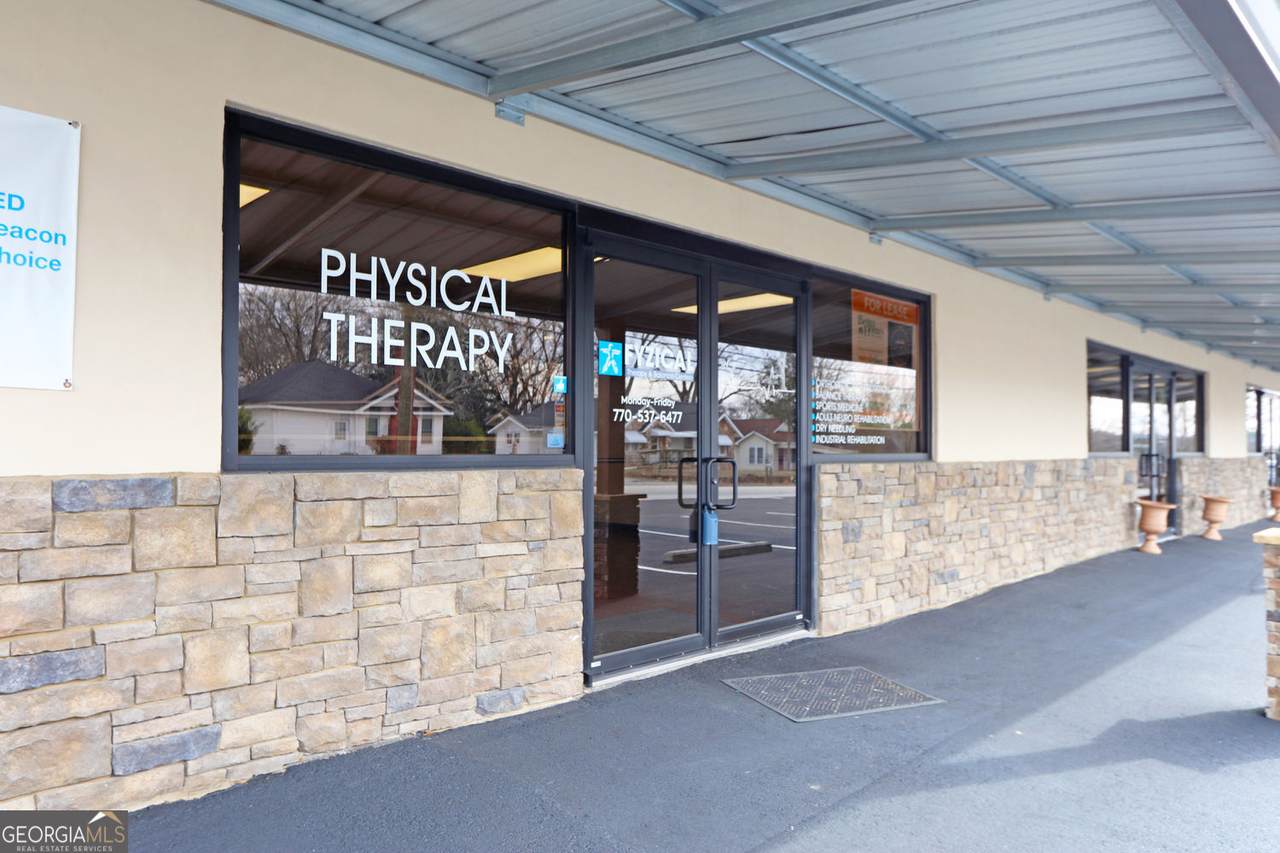 300 Alabama Avenue - Photo 1