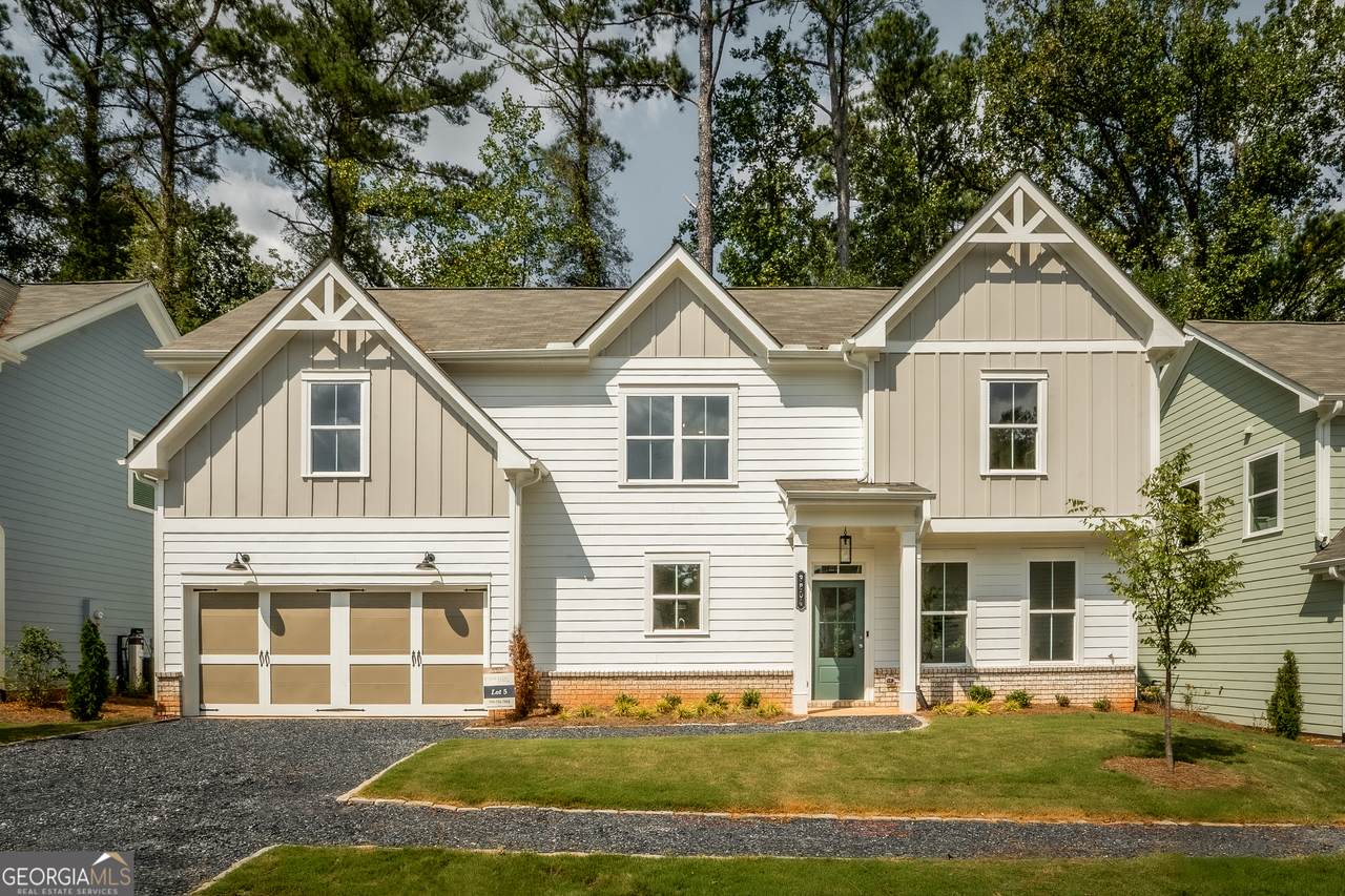 3804 Cottage Circle - Photo 1