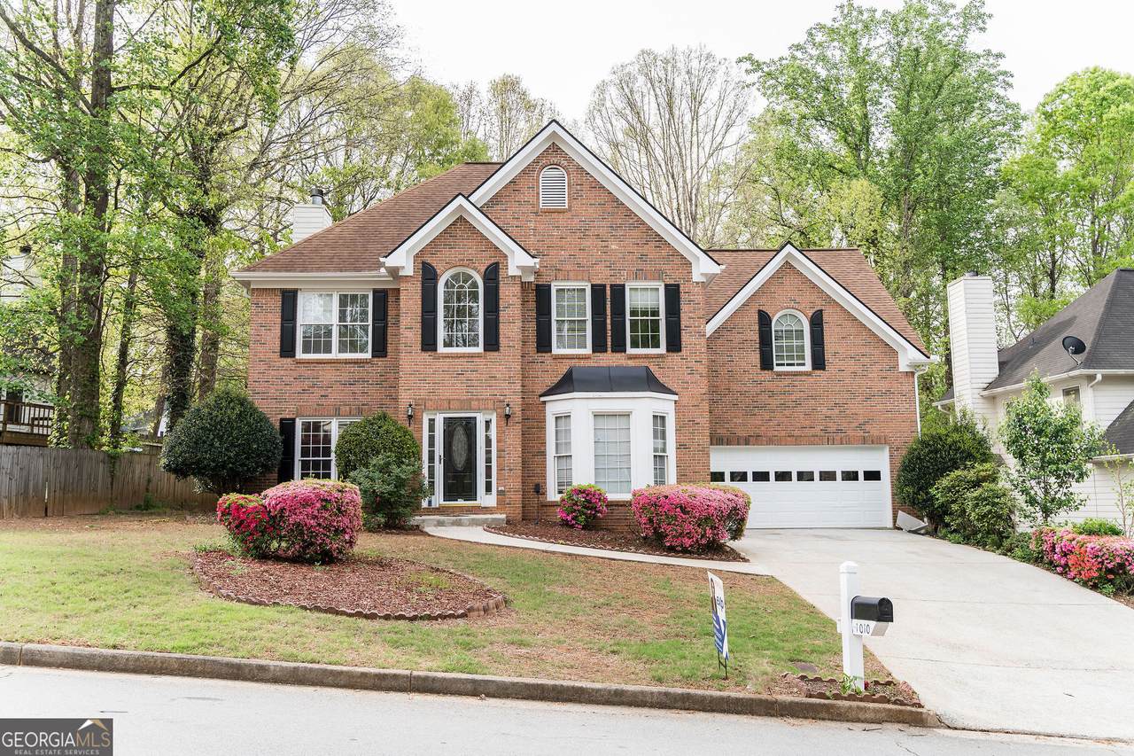 1010 Burycove Lane - Photo 1