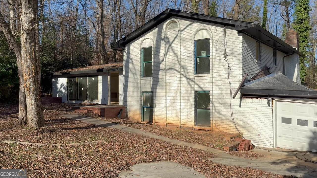 4886 Valley View Court - Photo 1