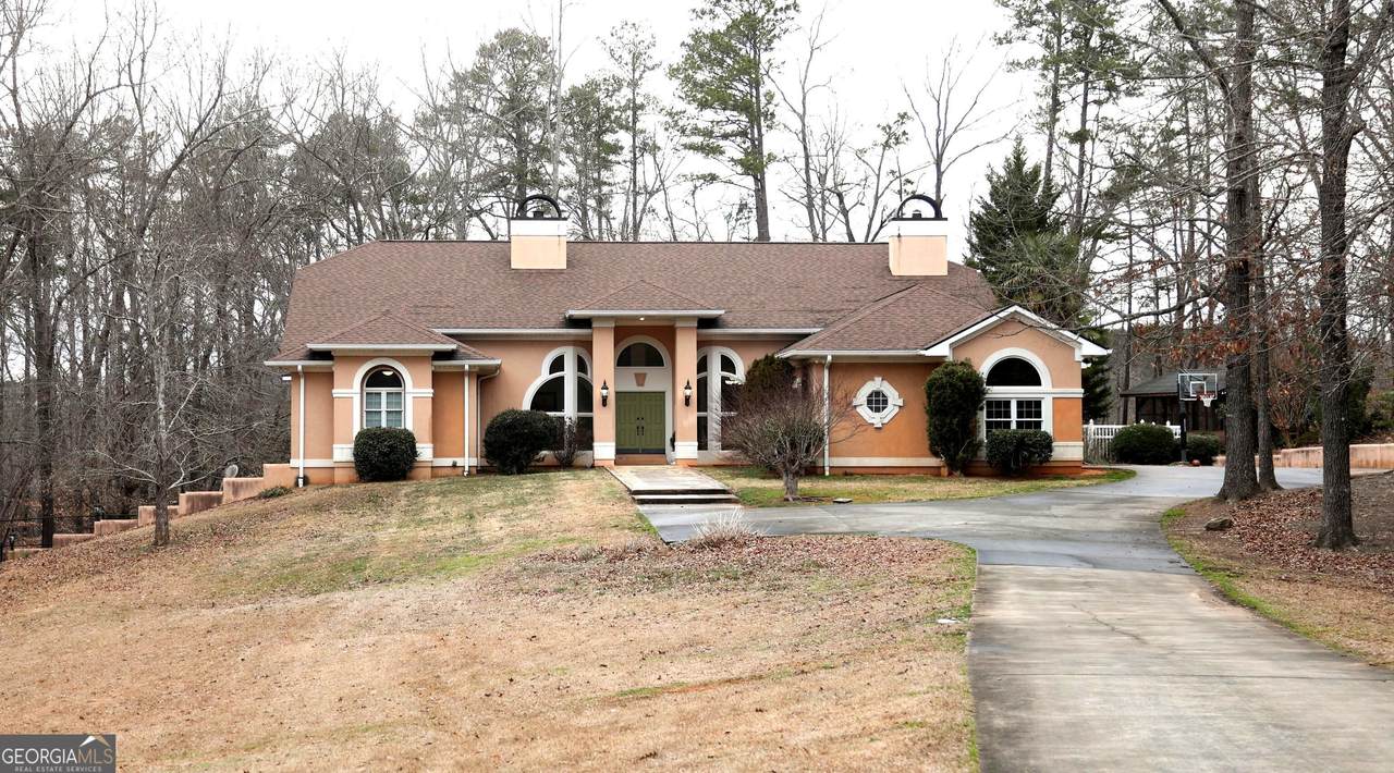 593 Cross Creek Drive - Photo 1