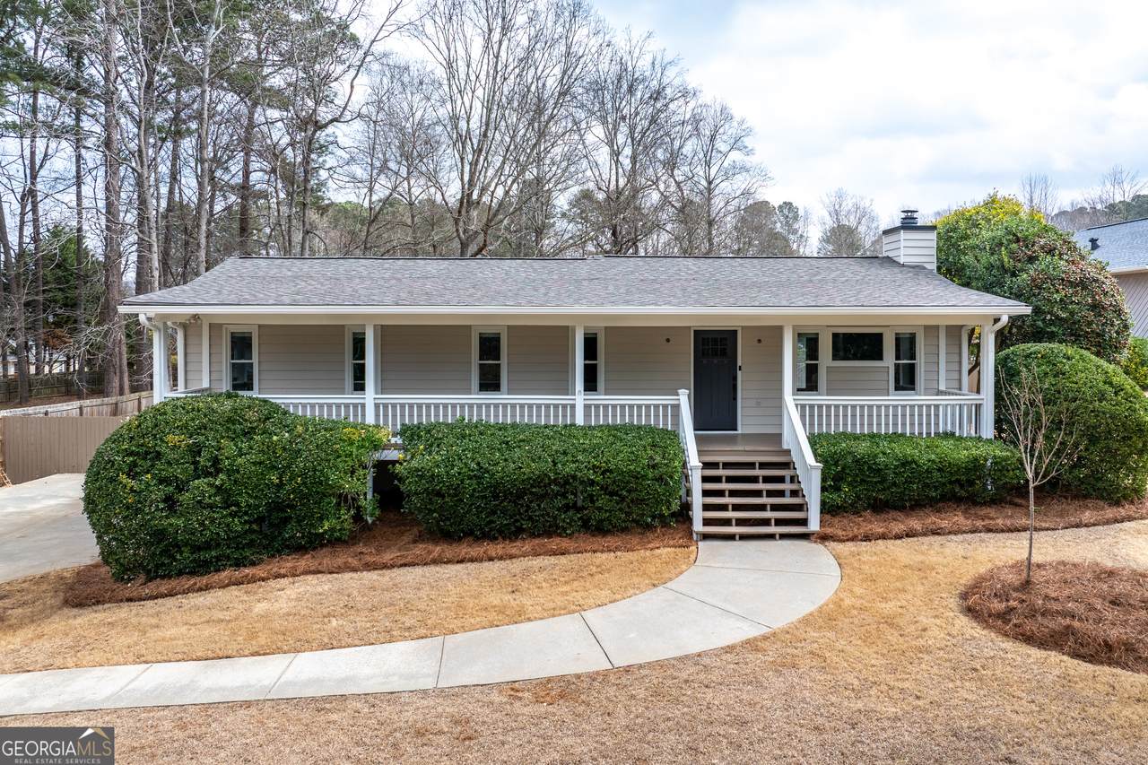 2909 Brett Circle - Photo 1