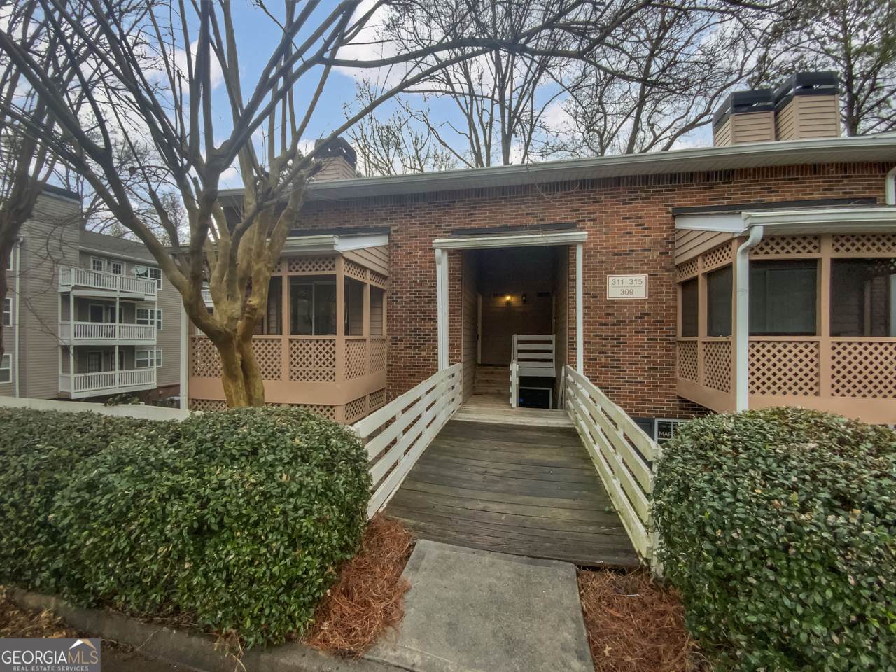 311 Quail Run - Photo 1