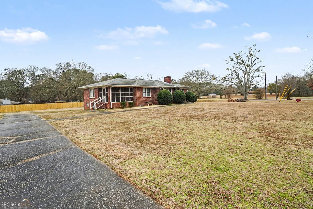 4568 Austell Powder Springs Road - Photo 1