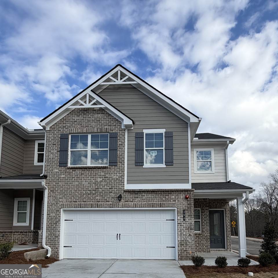 394 Lanier Circle - Photo 1