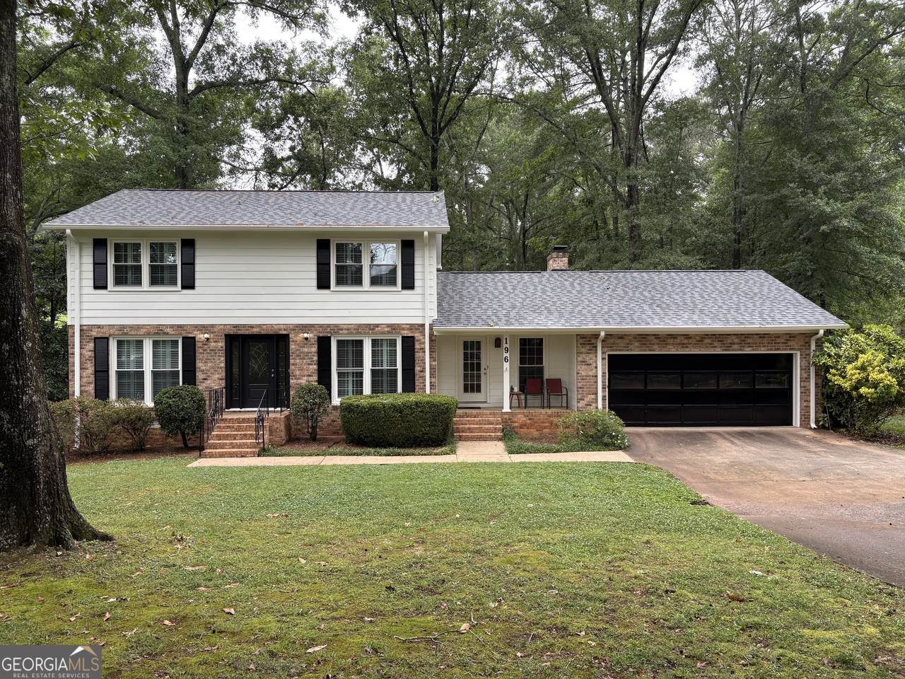 196 Avalon Drive - Photo 1