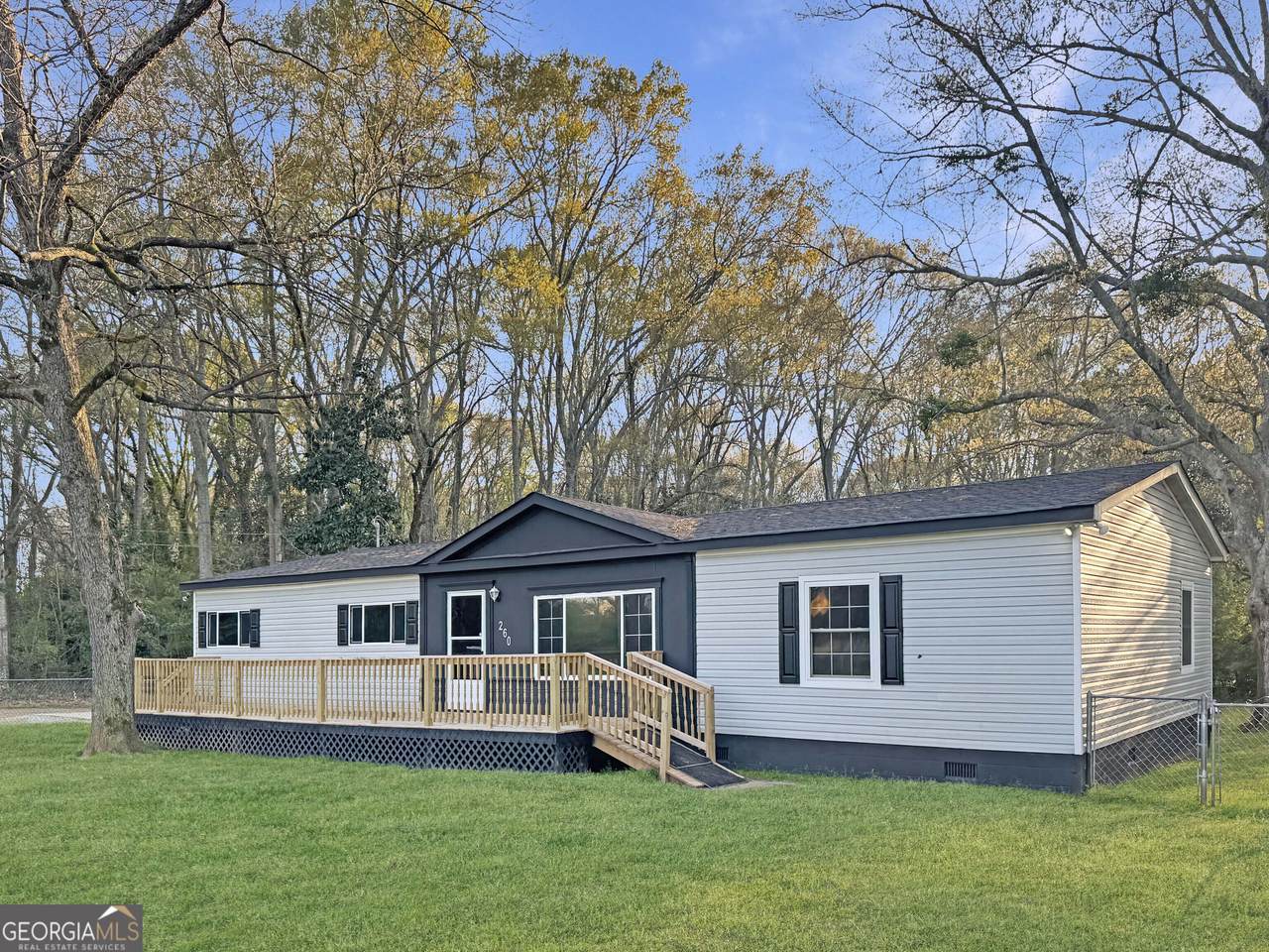 260 Blanchard Avenue - Photo 1