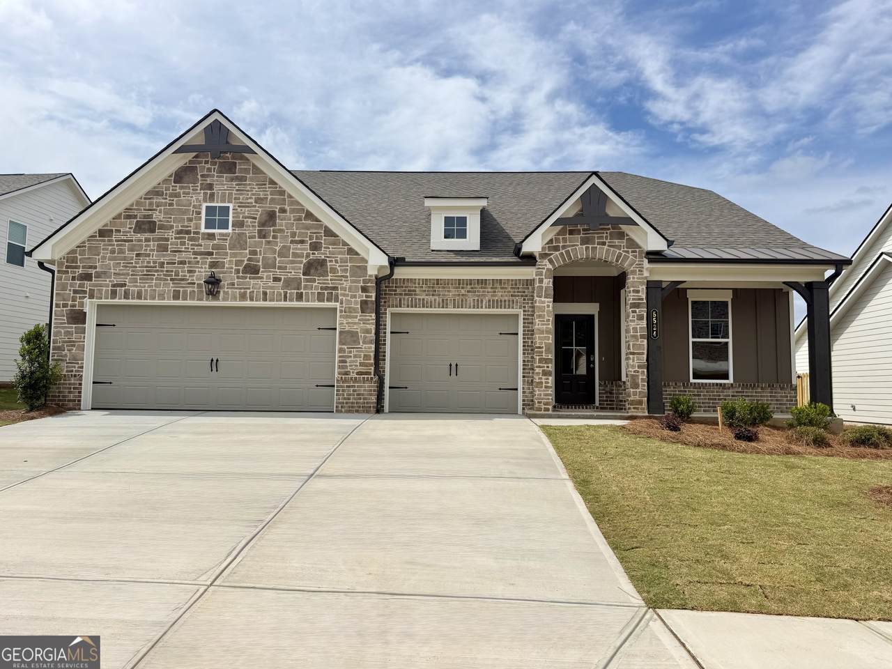 5524 Tullis Drive - Photo 1