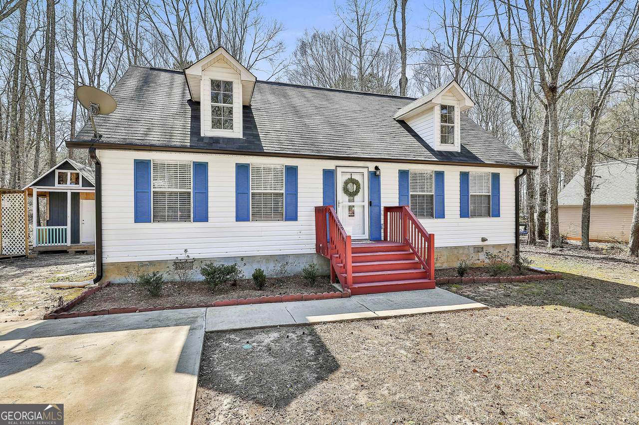 1209 Hampton Drive - Photo 1