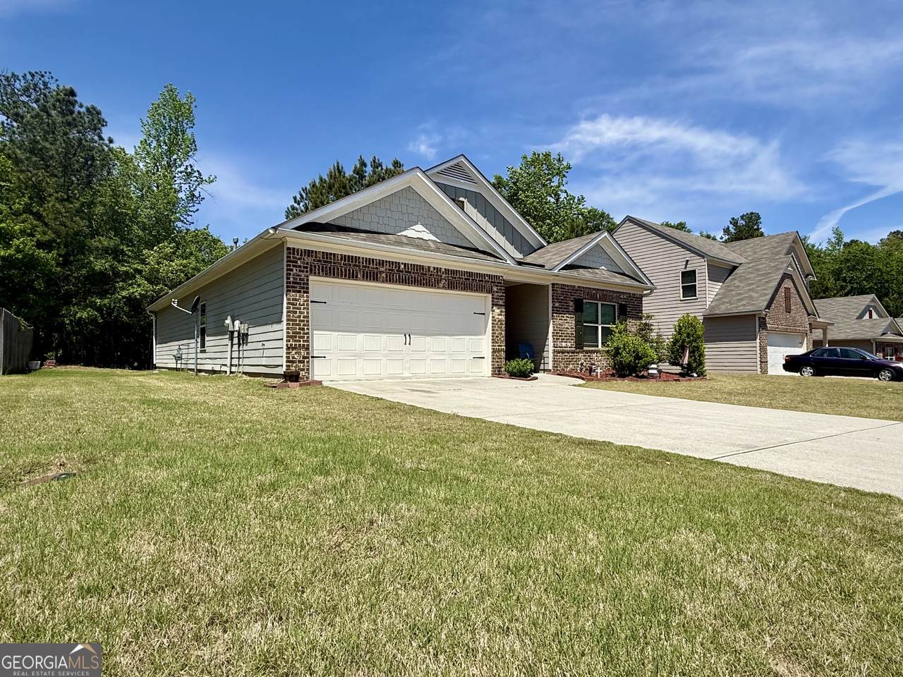 653 Scotland Drive - Photo 1