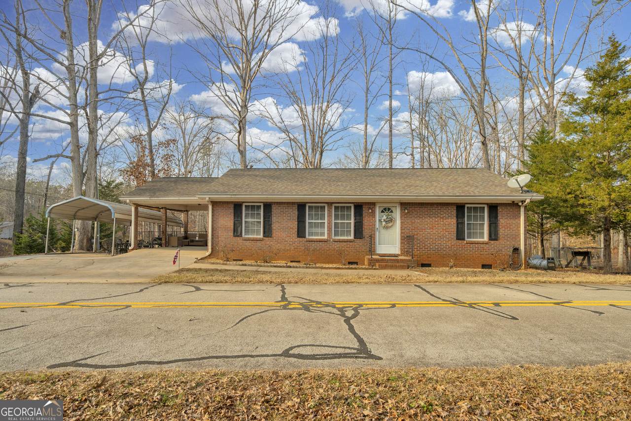 495 Imperial Drive - Photo 1