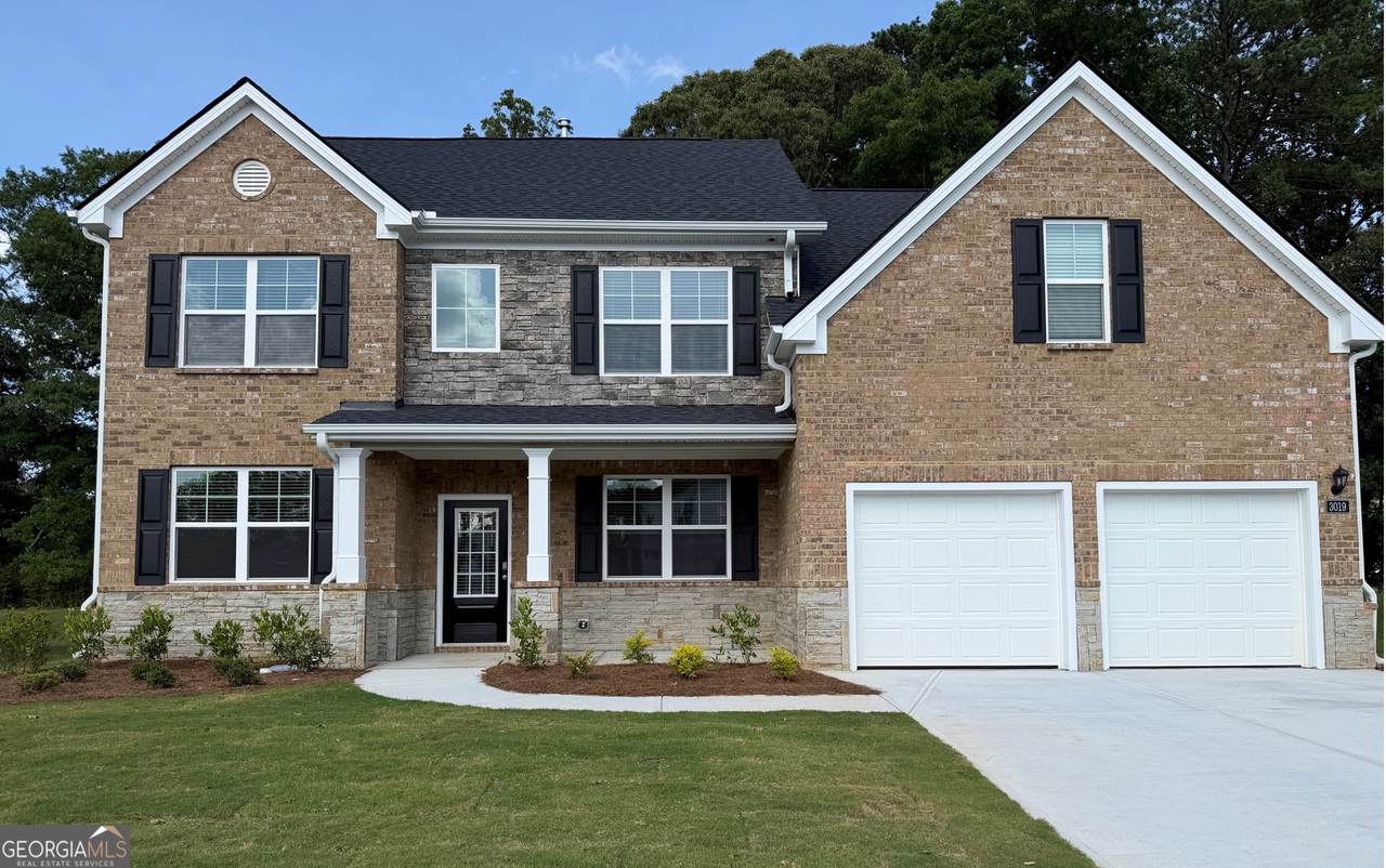 3019 Champions Way - Photo 1