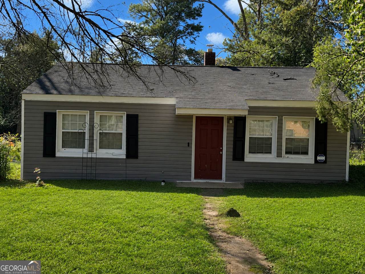 207 Eaker Drive - Photo 1