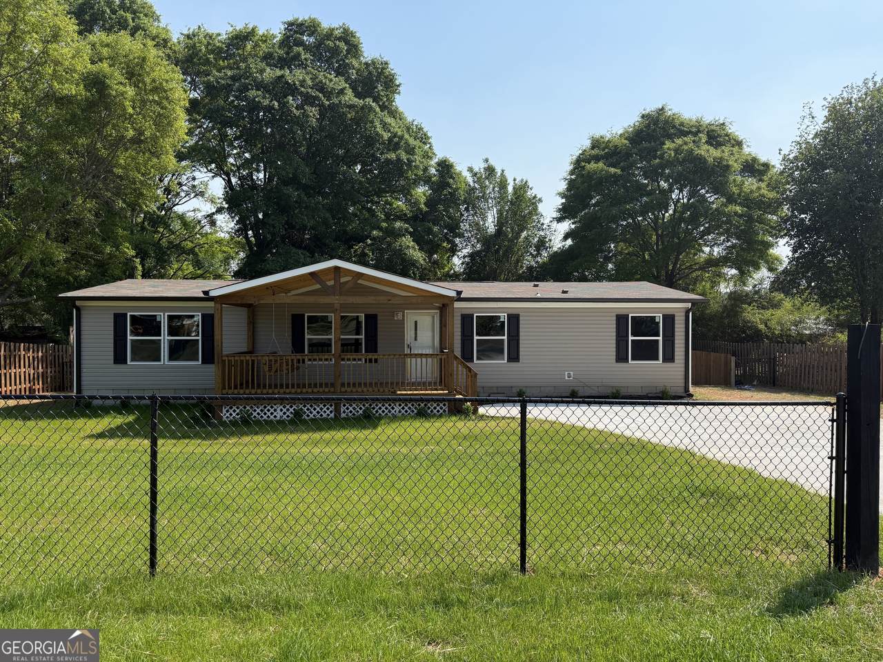 103 Skyland Drive - Photo 1