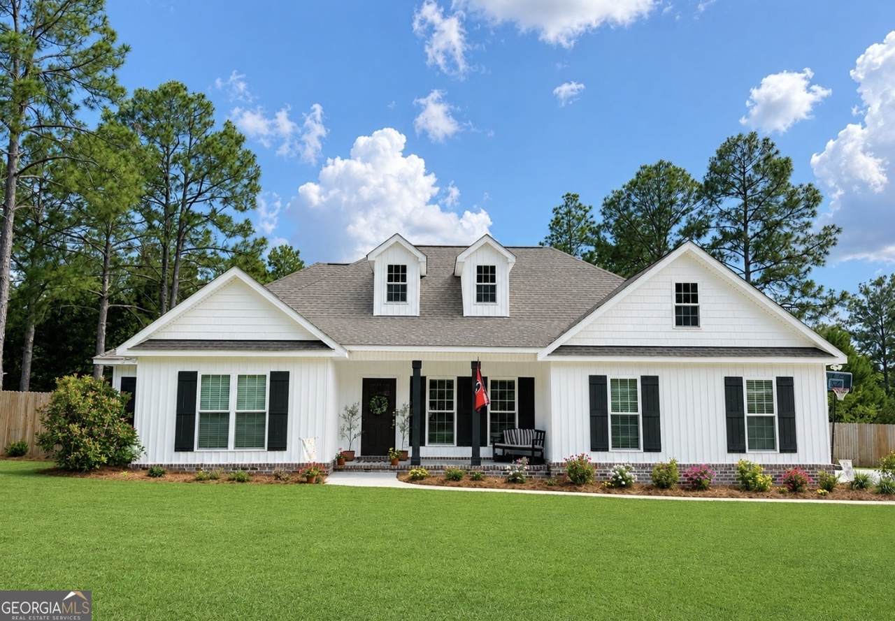 1213 Columbus Drive - Photo 1