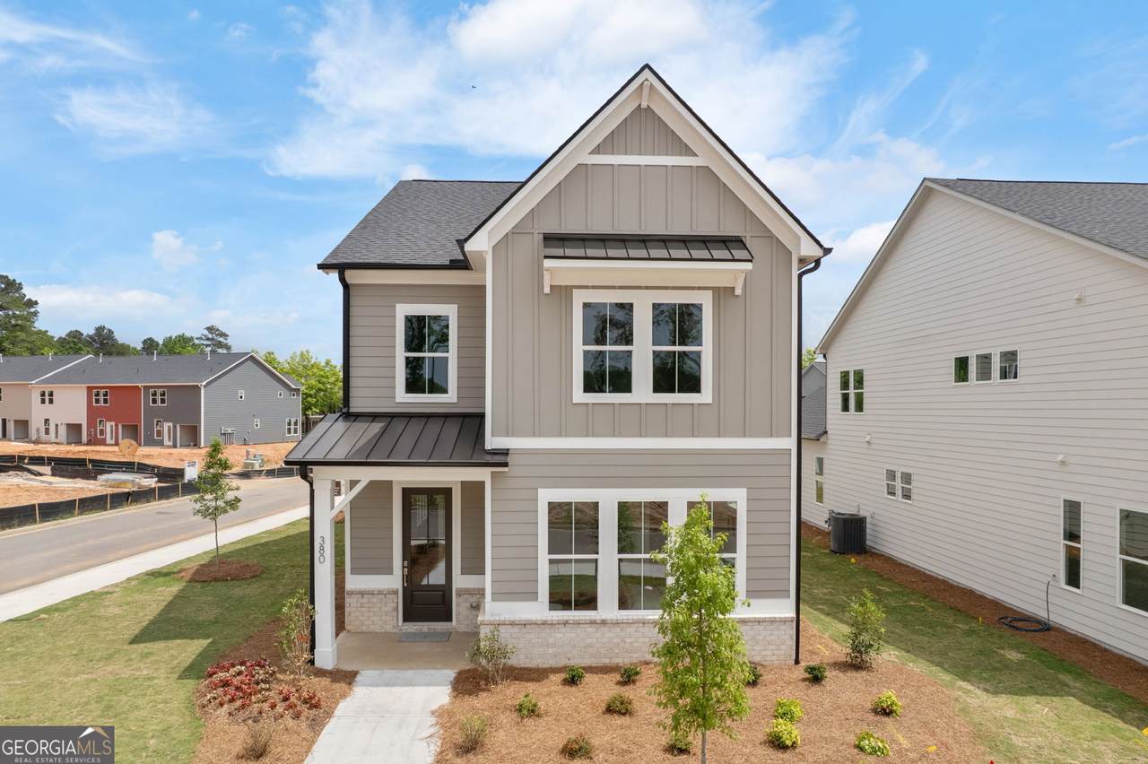 372 Summerville Lane - Photo 1