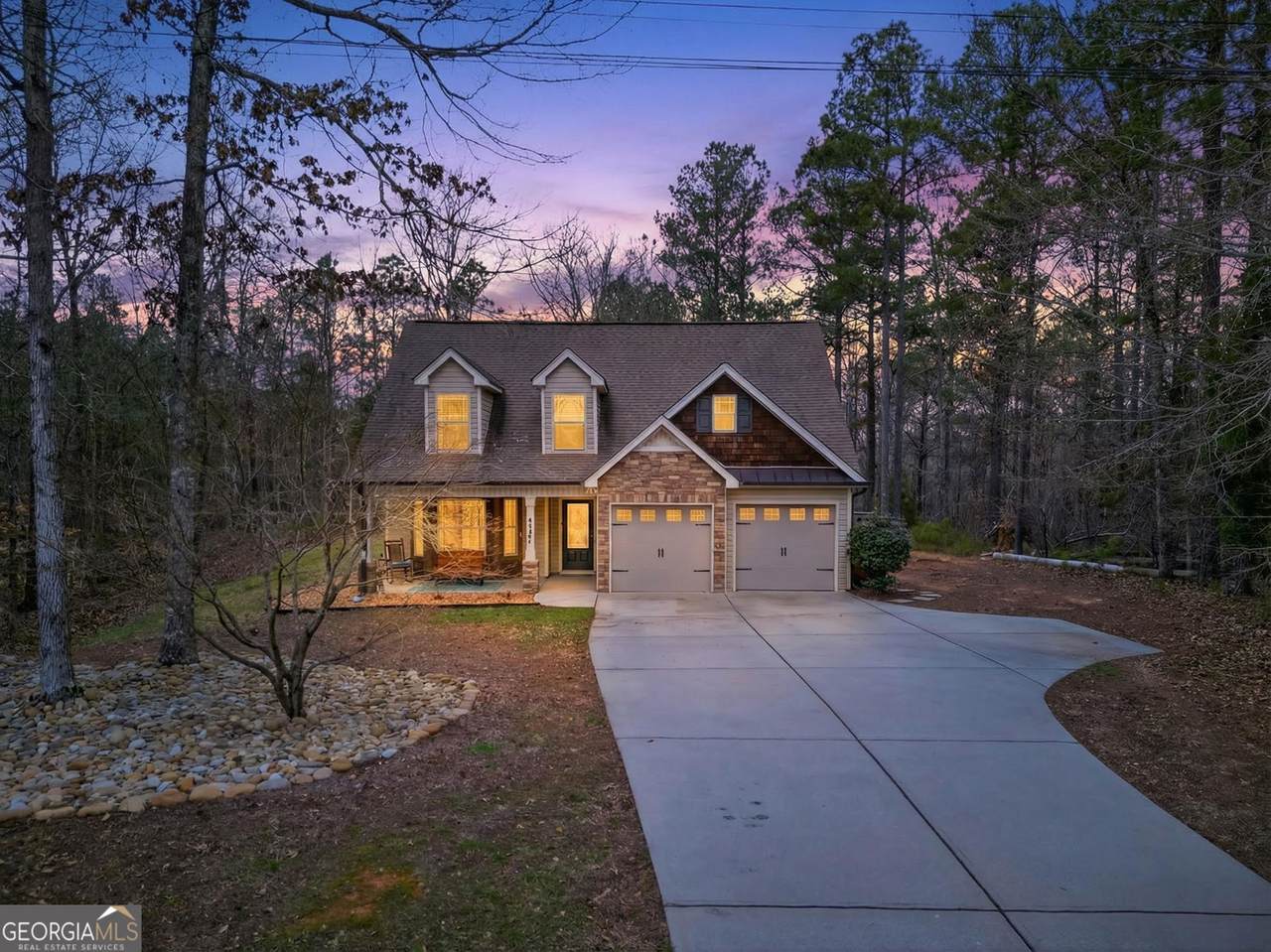 3131 Sweetbriar Drive - Photo 1