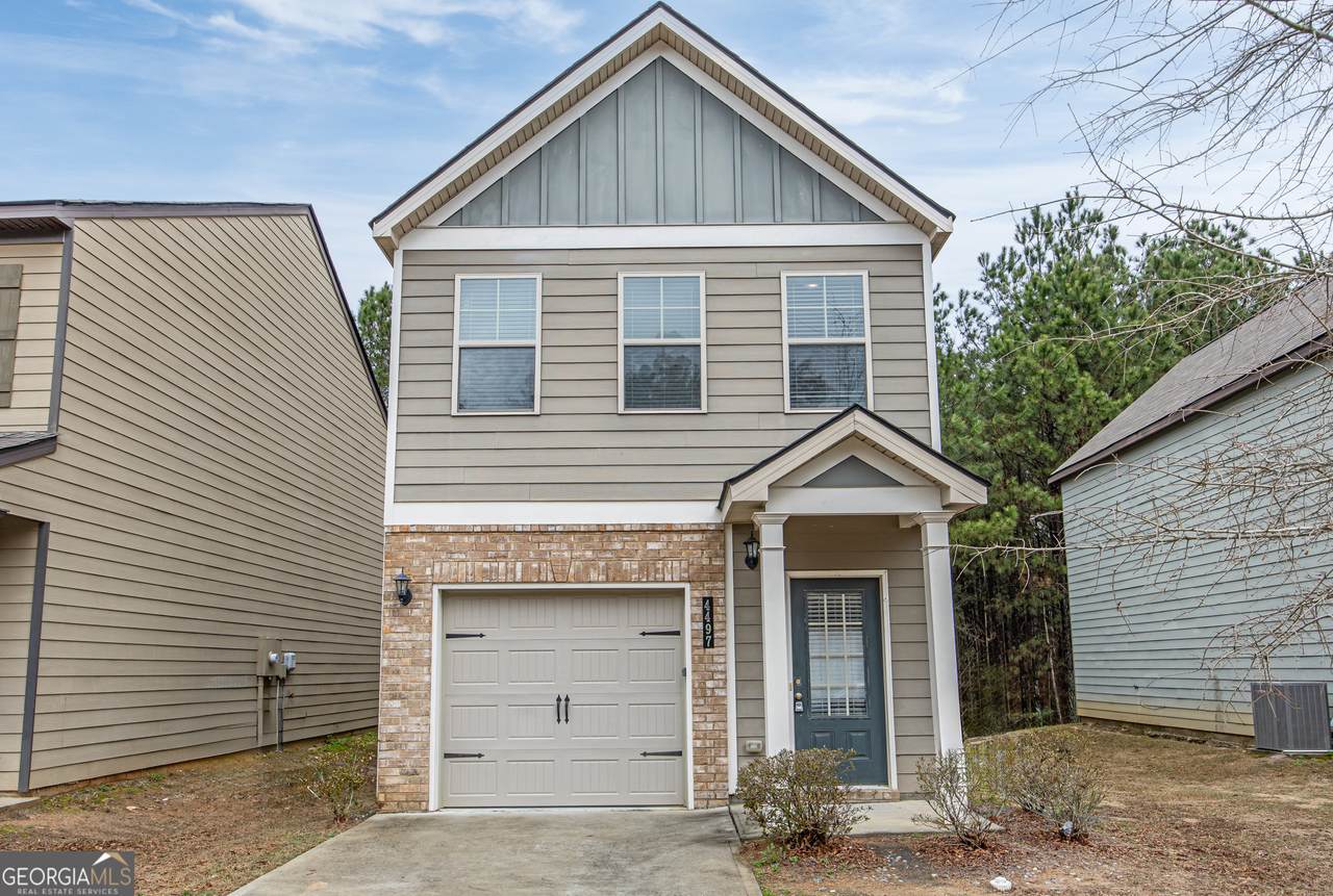 4497 Ravenwood Drive - Photo 1