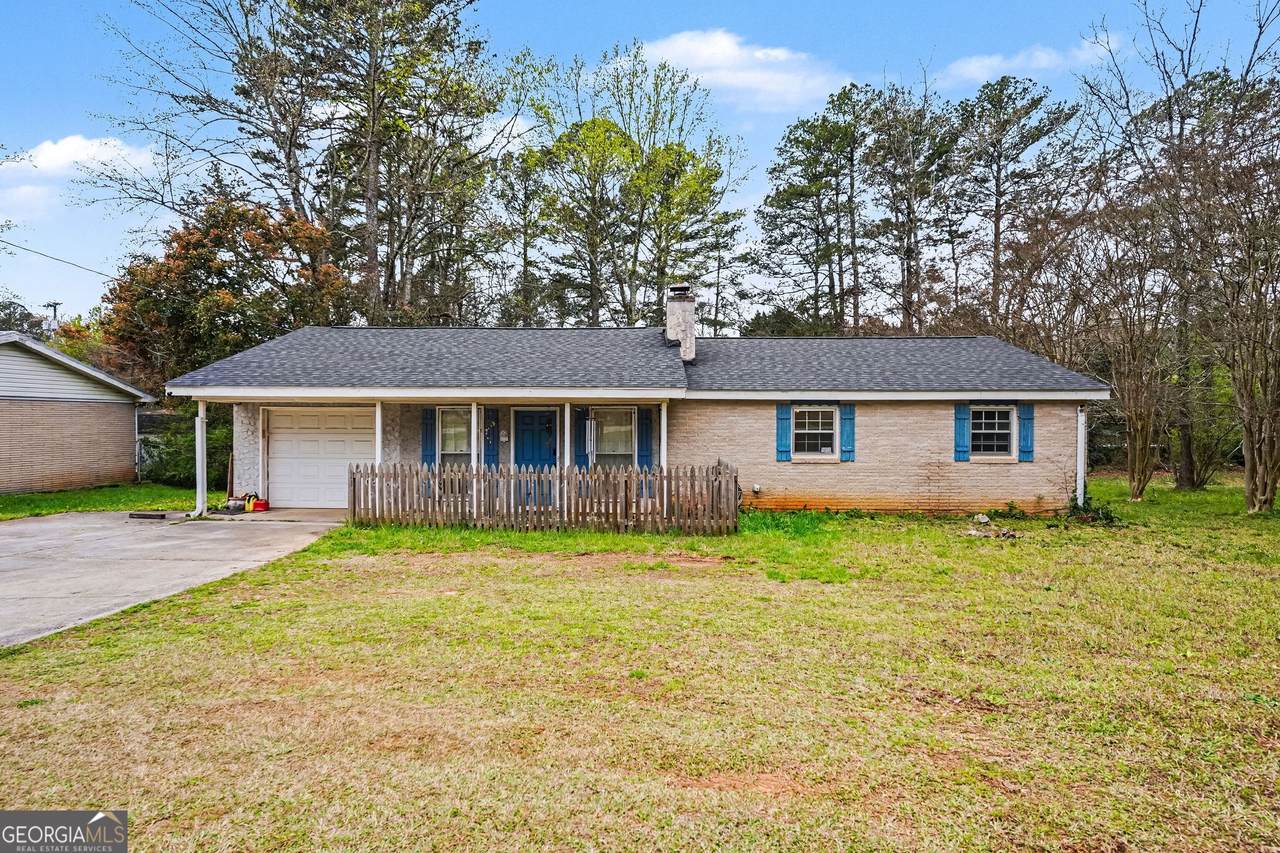 2377 Stanton Road - Photo 1