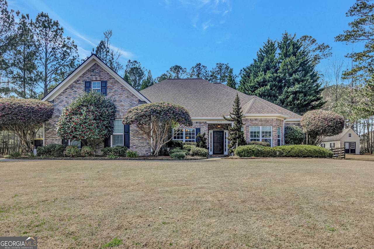 230 Silverbell Lane - Photo 1