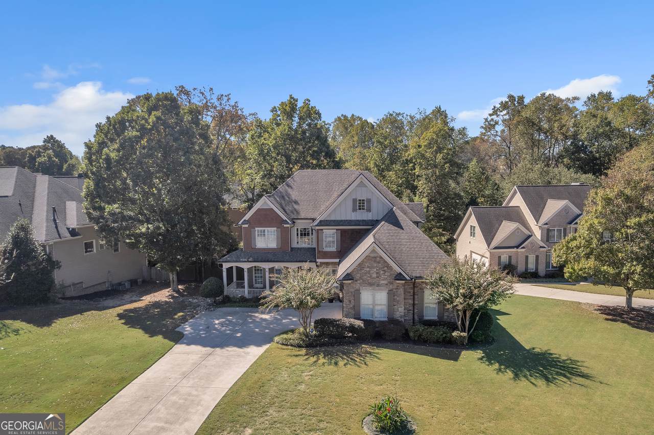1611 Silvergrass Lane - Photo 1