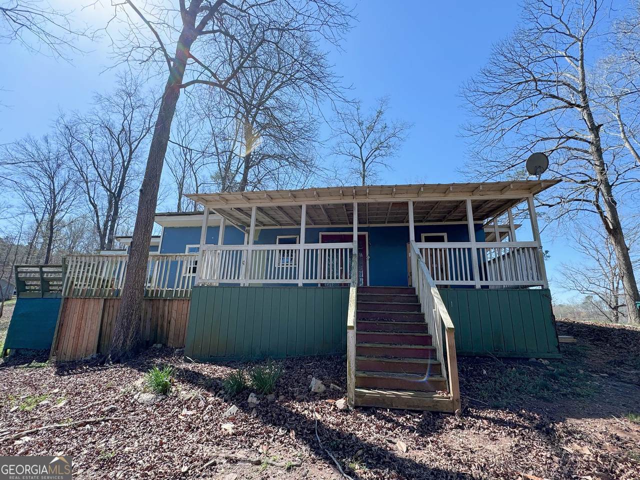 122 Lakeside Circle - Photo 1